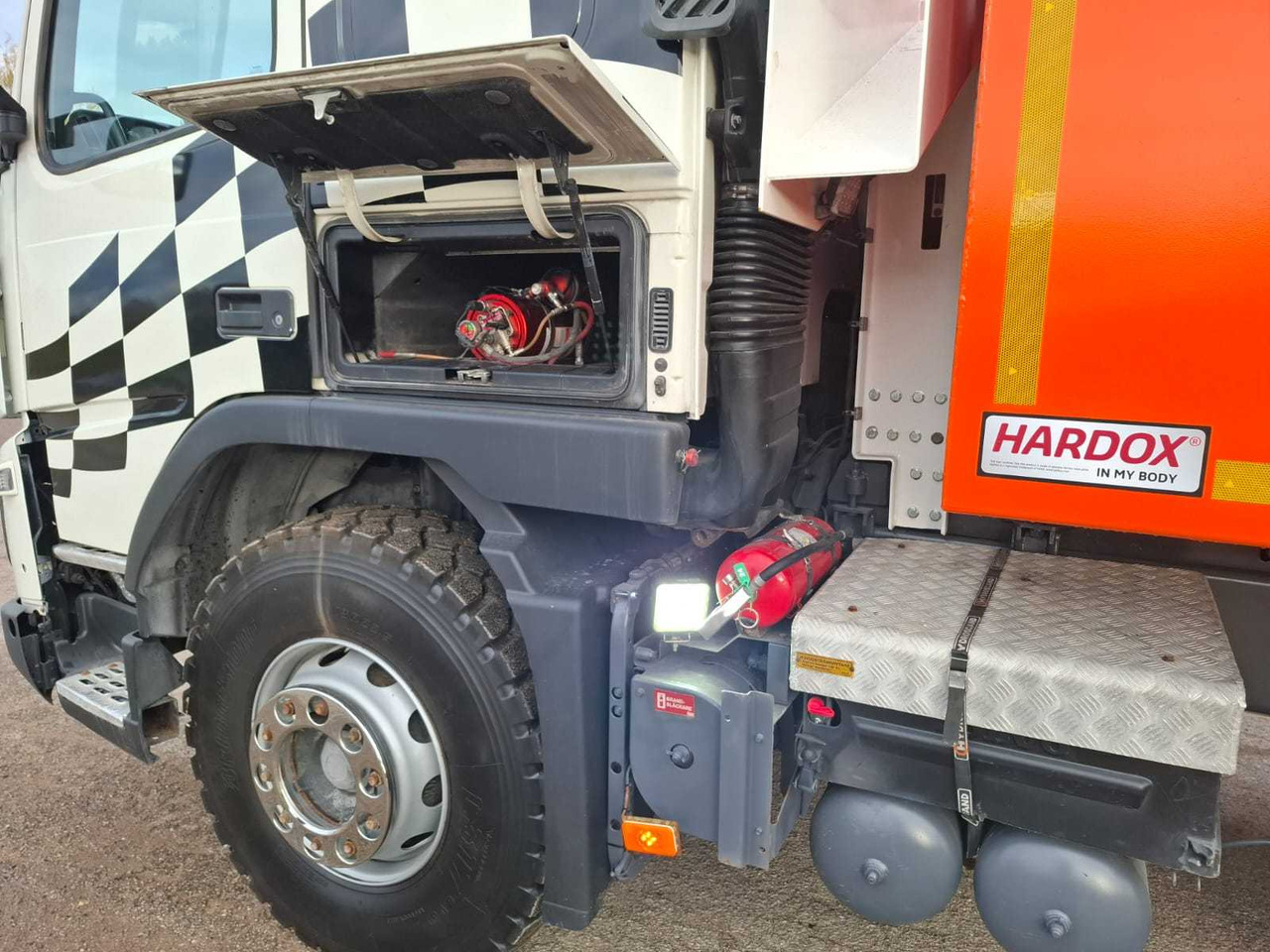 Volvo VOLVO - FM460 - DUMPER TRUCK - 2012 - Dumper: picture 4 Volvo VOLVO - FM460 - DUMPER TRUCK - 2012 - Dumper: picture 4