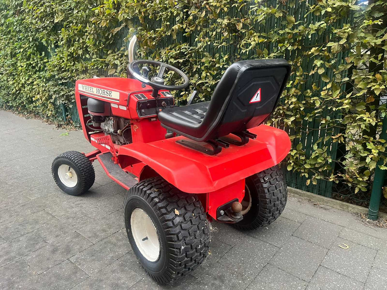 Wheel Horse  - Garden mower: picture 5 Wheel Horse  - Garden mower: picture 5