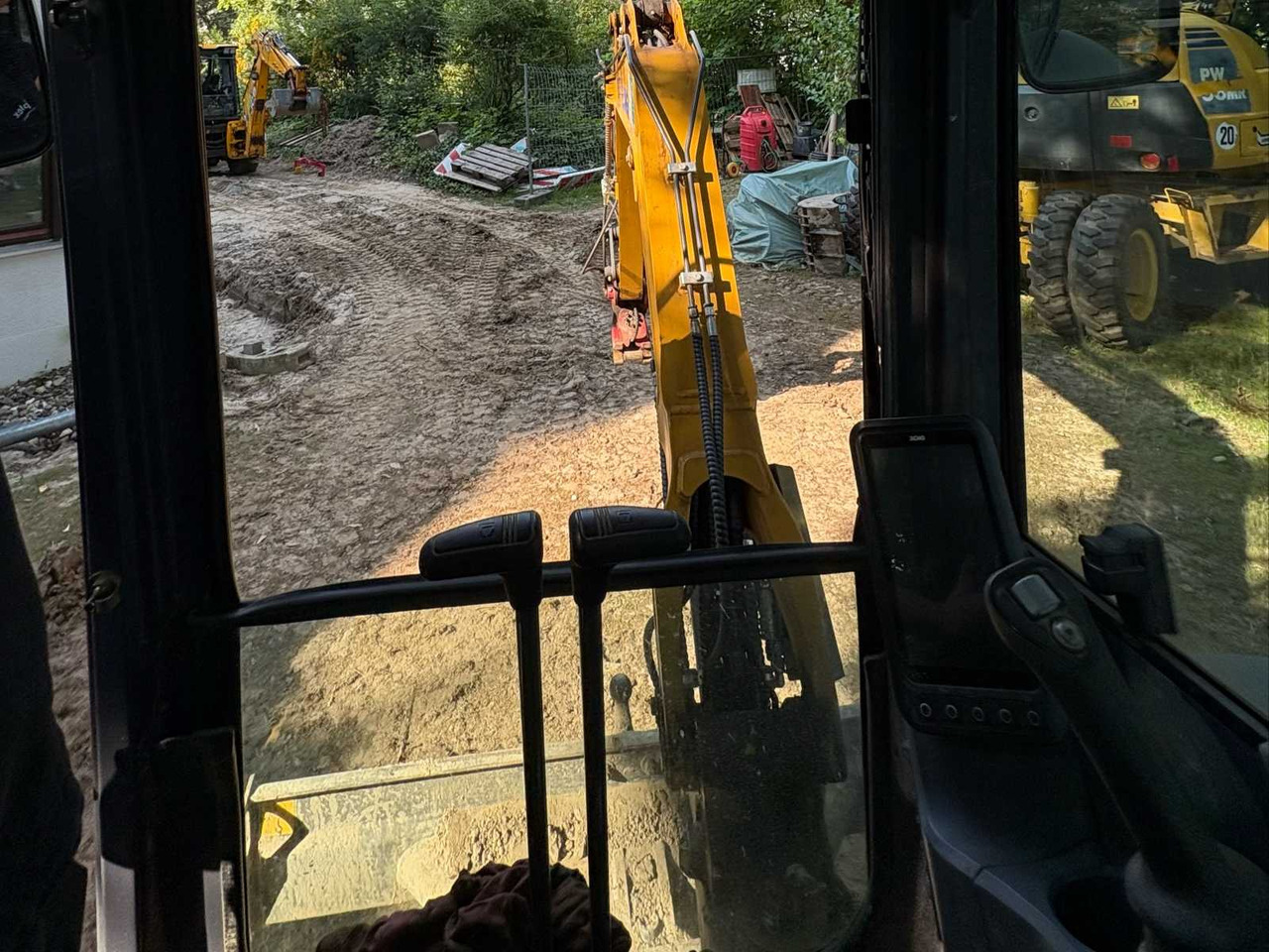 Mini excavator XCMG XE27E: picture 14