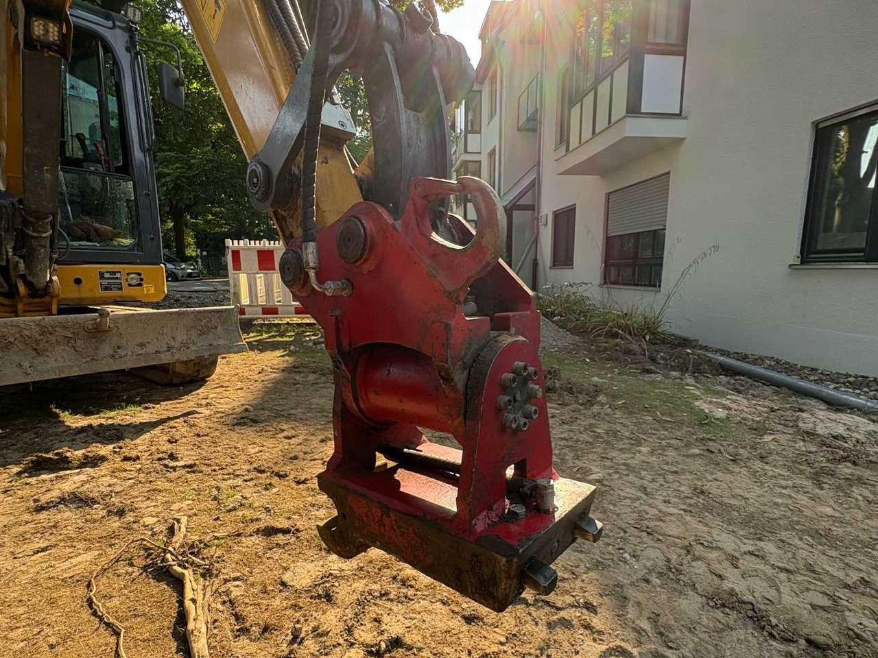 Mini excavator XCMG XE27E: picture 11