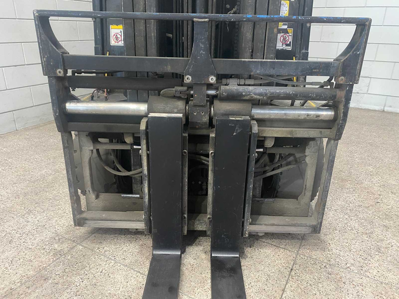 YALE - 2010 - ERP35VL - FORKLIFT TRUCK - Forklift: picture 4 YALE - 2010 - ERP35VL - FORKLIFT TRUCK - Forklift: picture 4