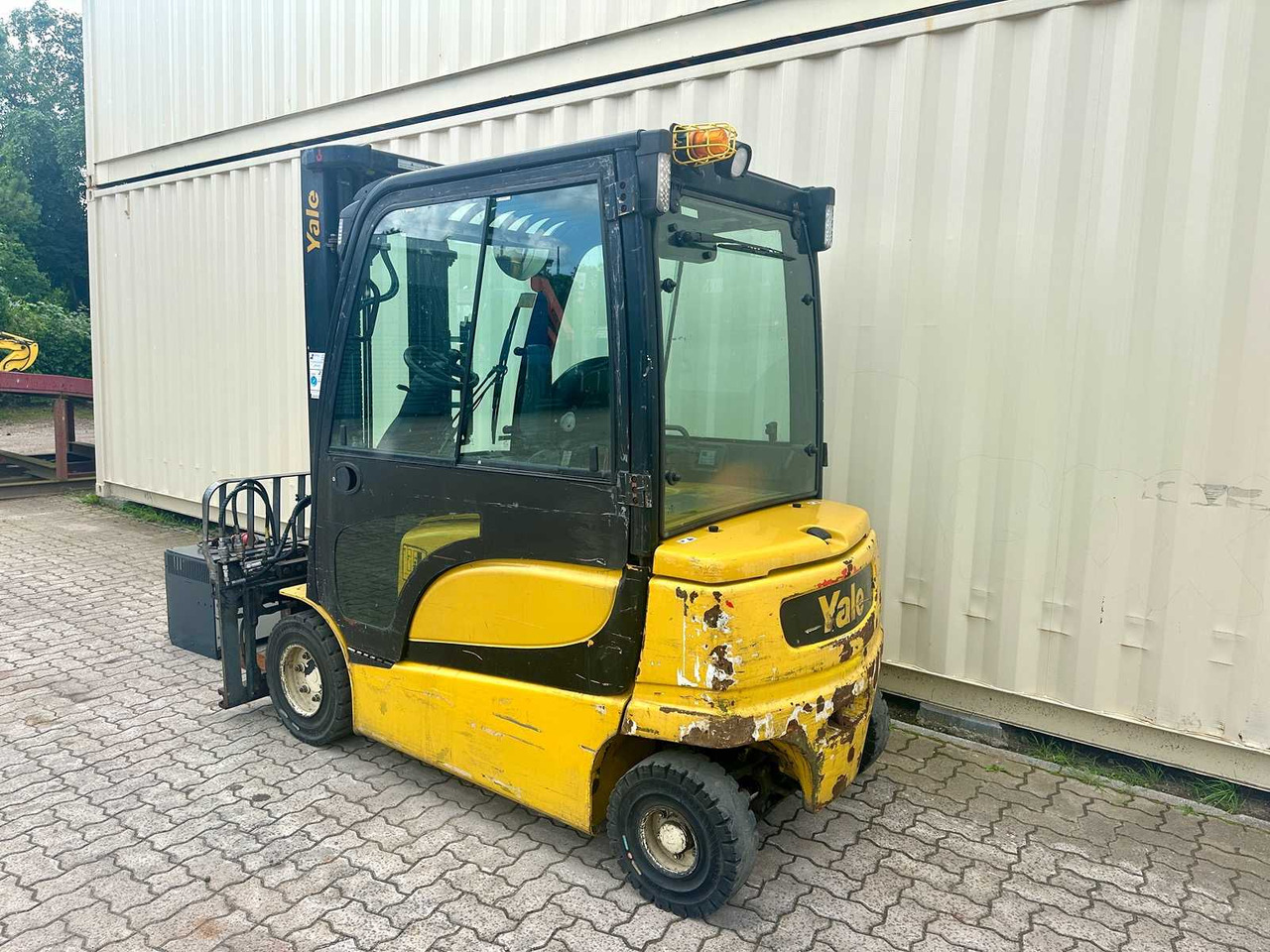 YALE - ERP30VL-V/360T - 2011 - FORKLIFT TRUCKS - Forklift: picture 3 YALE - ERP30VL-V/360T - 2011 - FORKLIFT TRUCKS - Forklift: picture 3
