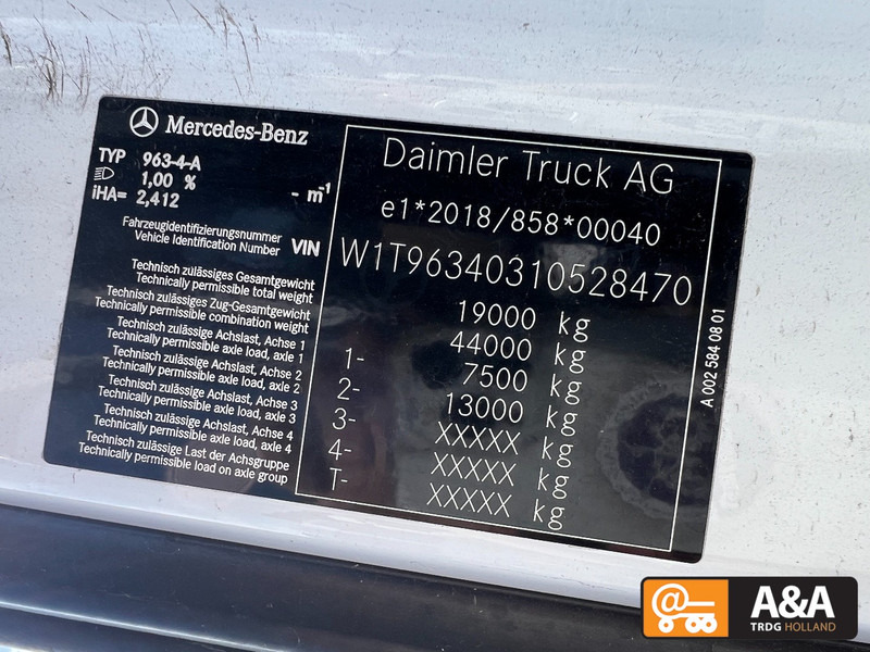 Mercedes-Benz ACTROS 1845 LS - 2021 - W1T96340310528470 - 391 552 km - NEW CONDITION - Tractor unit: picture 3 Mercedes-Benz ACTROS 1845 LS - 2021 - W1T96340310528470 - 391 552 km - NEW CONDITION - Tractor unit: picture 3