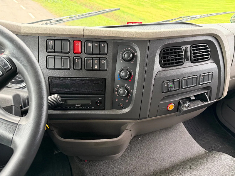 Curtainsider truck DAF CF 320 LF320.19. EURO6. 2021. 760x248x270: picture 19