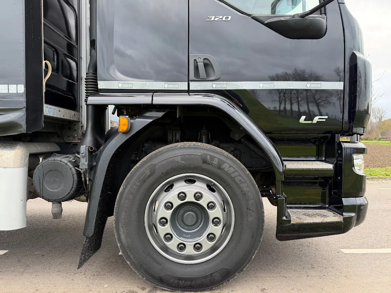 Curtainsider truck DAF CF 320 LF320.19. EURO6. 2021. 760x248x270: picture 6