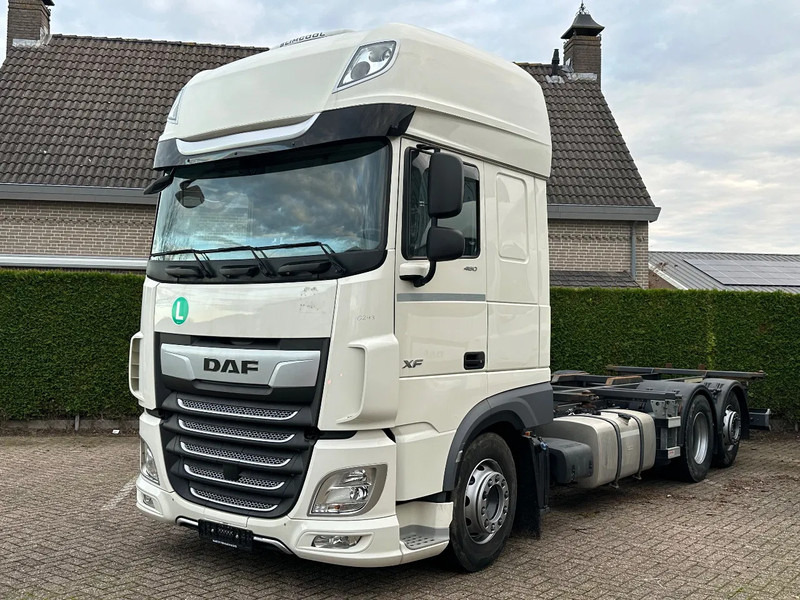 DAF XF 480 XF480.26 FAN. EURO6. 2021. Meesturende achteras!! - Cab chassis truck: picture 1 DAF XF 480 XF480.26 FAN. EURO6. 2021. Meesturende achteras!! - Cab chassis truck: picture 1