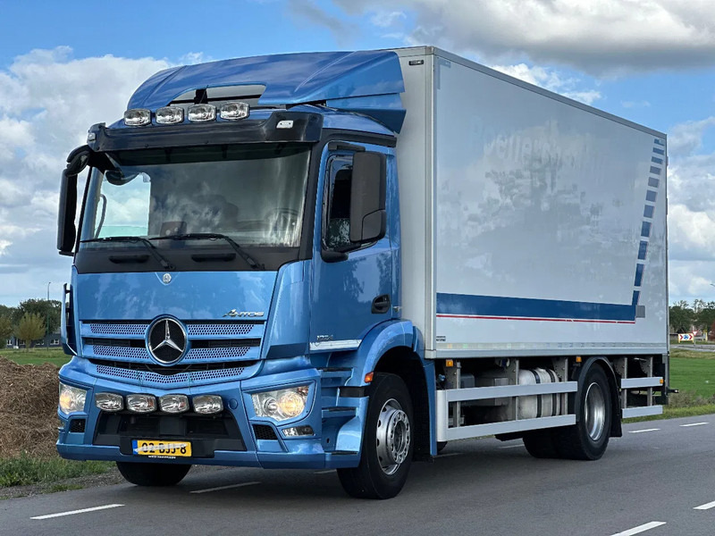 Mercedes-Benz Antos ANTOS 1924L EURO6. 2017. Geisoleerde opbouw 610x244x238 - Refrigerator truck: picture 1 Mercedes-Benz Antos ANTOS 1924L EURO6. 2017. Geisoleerde opbouw 610x244x238 - Refrigerator truck: picture 1