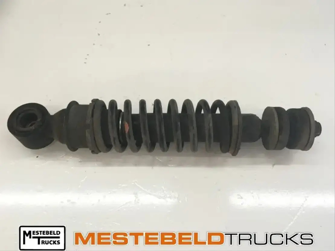 DAF Cabineschokbreker voor - Cab and interior for Truck: picture 1 DAF Cabineschokbreker voor - Cab and interior for Truck: picture 1