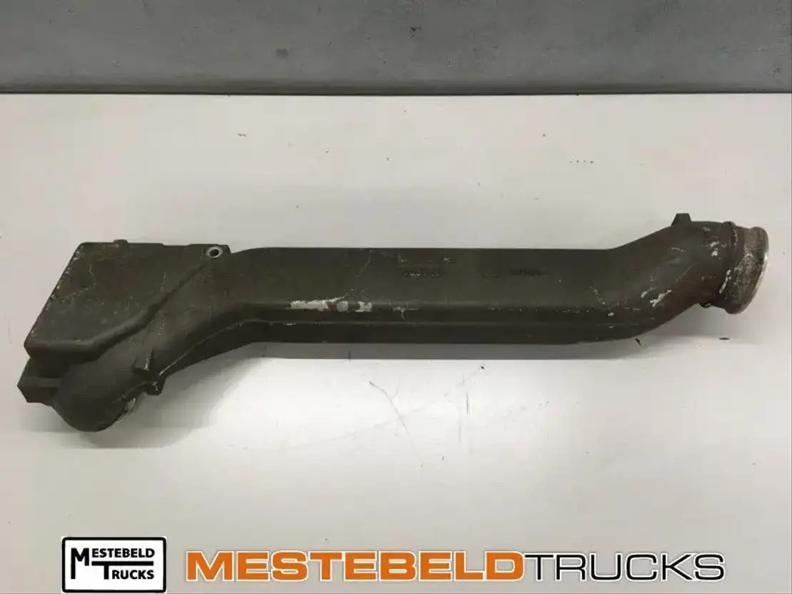 DAF Inlaatbuis XE340  - Air intake pipe for Truck: picture 1 DAF Inlaatbuis XE340  - Air intake pipe for Truck: picture 1