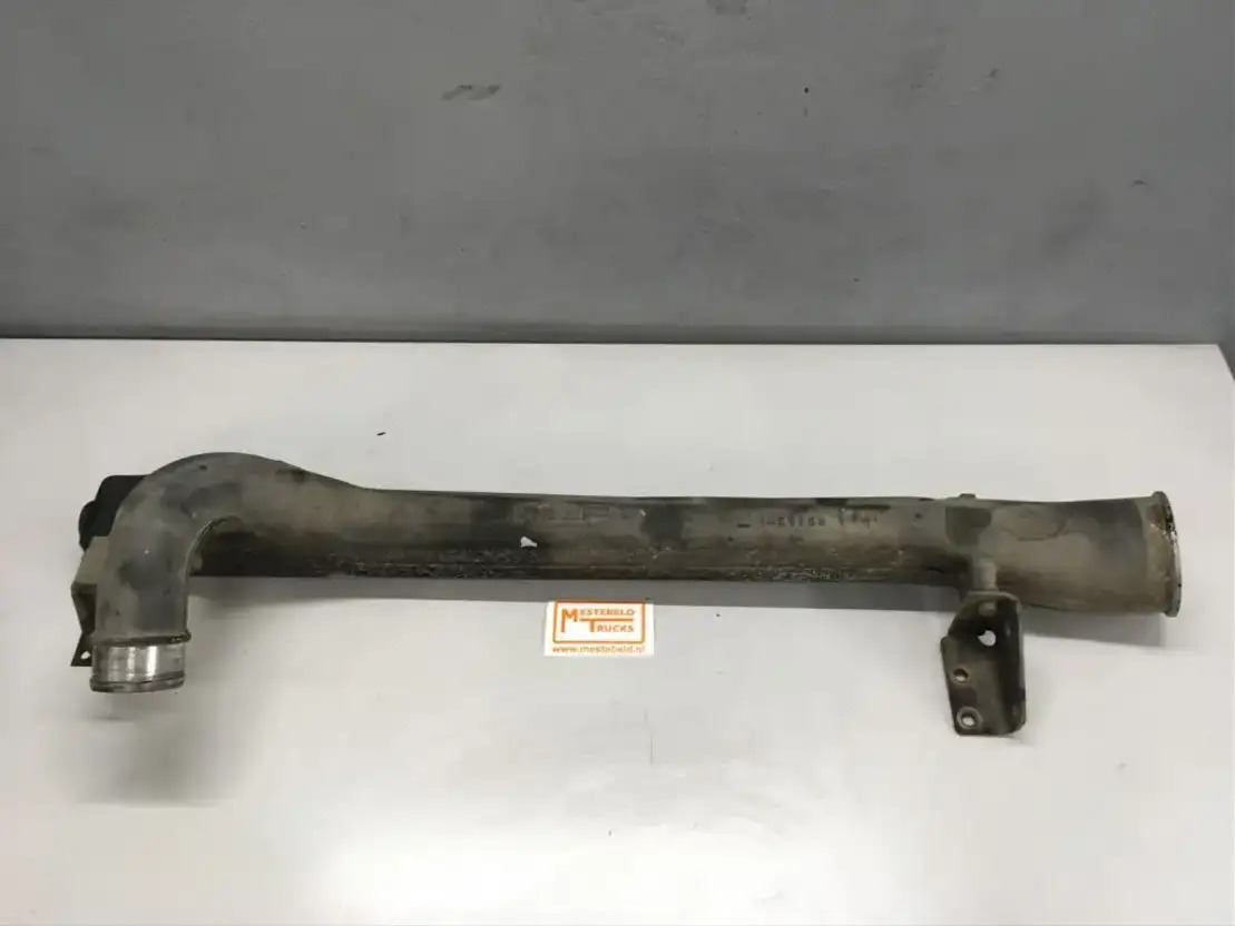 DAF Inlaatbuis turbo - intercooler  - Air intake pipe for Truck: picture 1 DAF Inlaatbuis turbo - intercooler  - Air intake pipe for Truck: picture 1