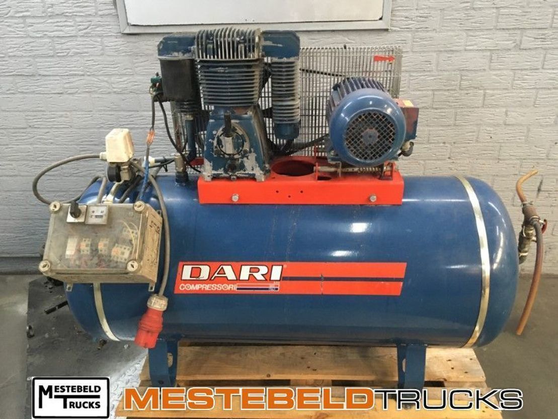 Diversen Compressor - Air brake compressor for Truck: picture 2 Diversen Compressor - Air brake compressor for Truck: picture 2