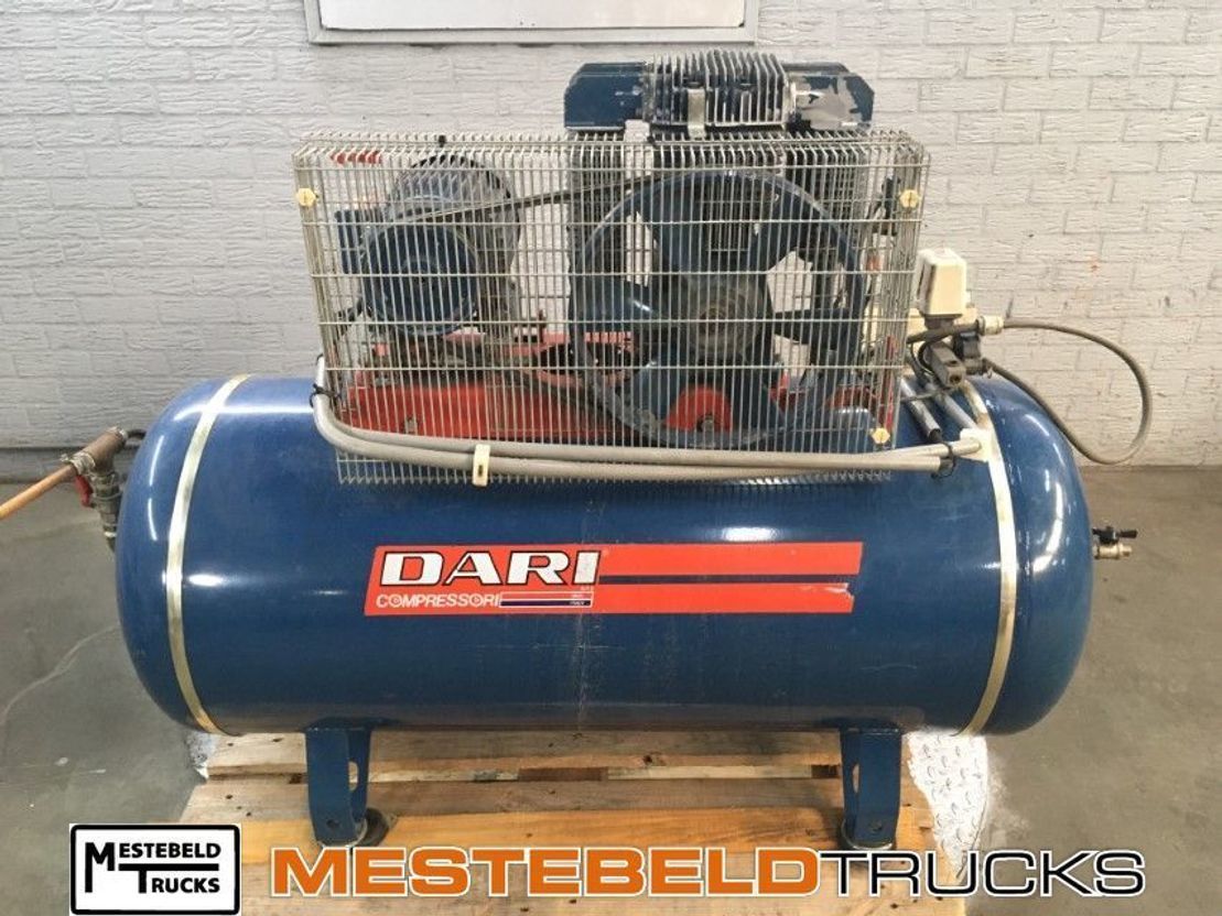 Diversen Compressor - Air brake compressor for Truck: picture 1 Diversen Compressor - Air brake compressor for Truck: picture 1