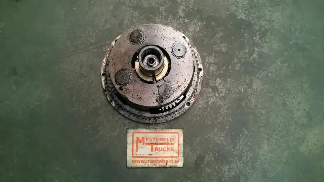 Ginaf Naafreductie - Front axle for Truck: picture 1 Ginaf Naafreductie - Front axle for Truck: picture 1