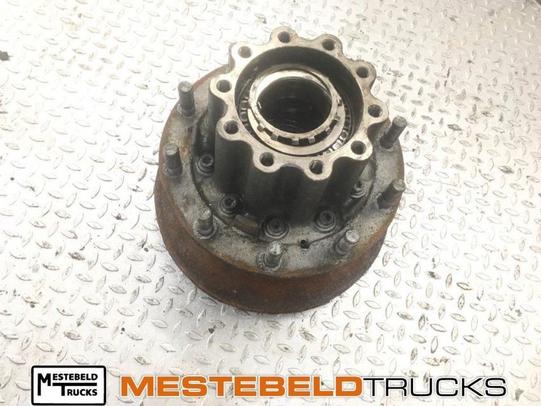 Mercedes-Benz Achterwielnaaf MP4 - Rear axle for Truck: picture 1 Mercedes-Benz Achterwielnaaf MP4 - Rear axle for Truck: picture 1