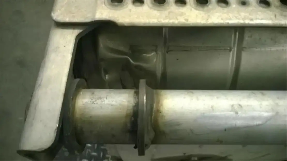 Mercedes-Benz Katalysator 230 L - Exhaust system for Truck: picture 2 Mercedes-Benz Katalysator 230 L - Exhaust system for Truck: picture 2
