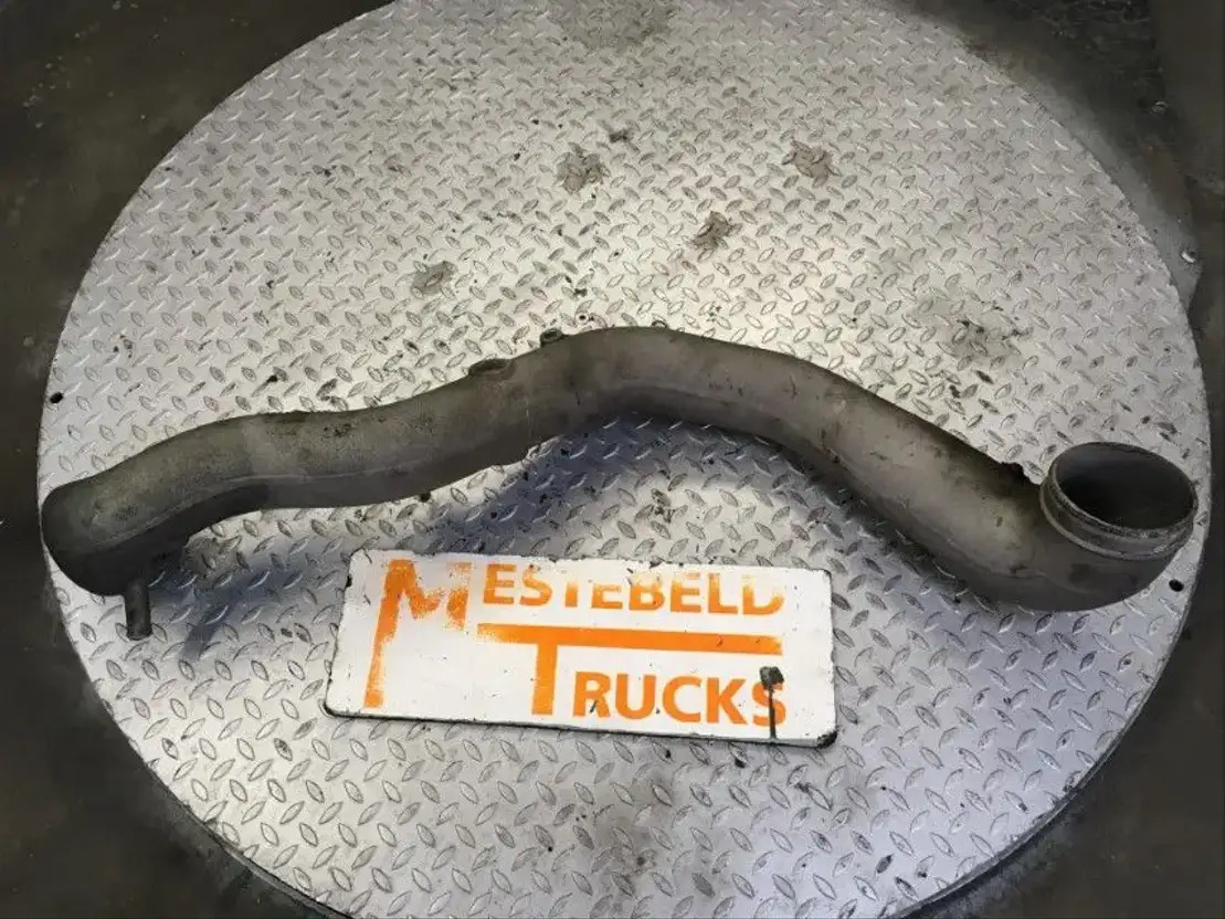 Mercedes-Benz Luchtinlaatpijp - Air intake pipe for Truck: picture 1 Mercedes-Benz Luchtinlaatpijp - Air intake pipe for Truck: picture 1