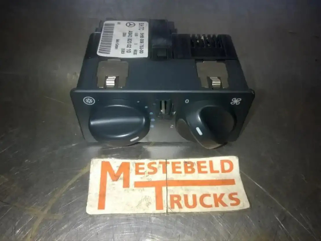 Mercedes-Benz Schakelaars voor klimaatbeheersing - Electrical system for Truck: picture 1 Mercedes-Benz Schakelaars voor klimaatbeheersing - Electrical system for Truck: picture 1