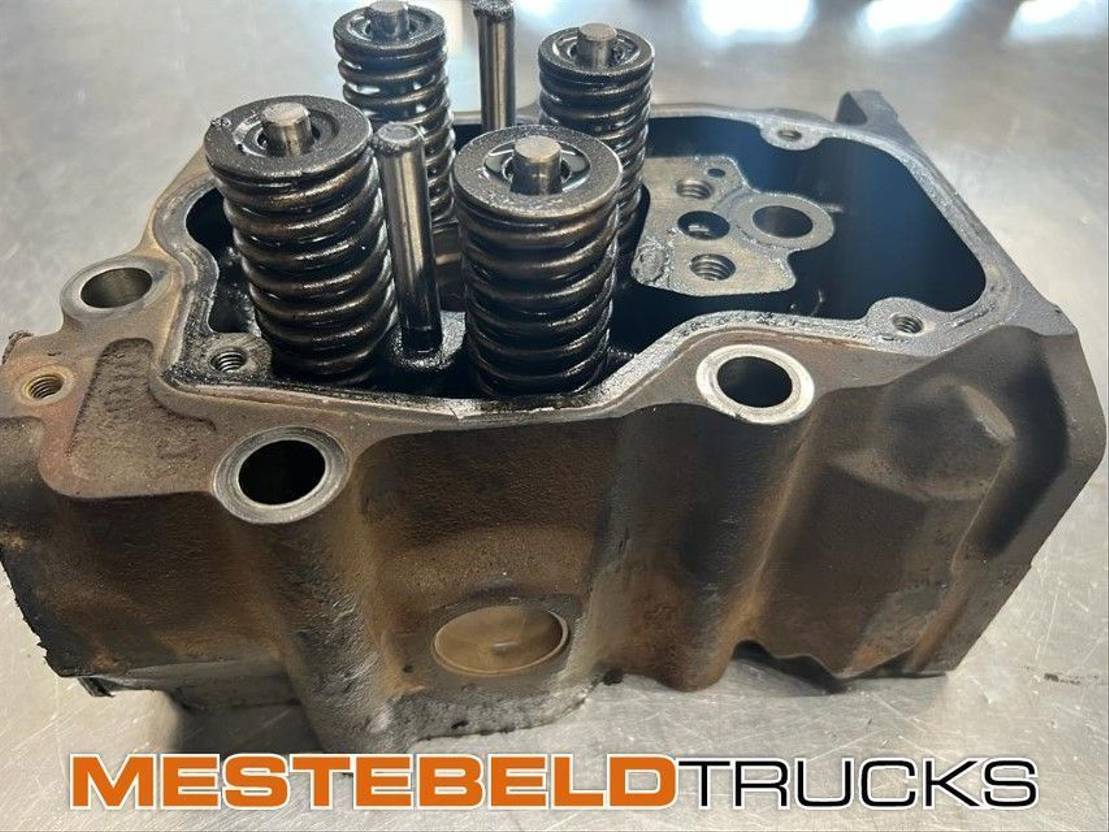 Scania Cilinderkop DC 11 03 - Engine and parts for Truck: picture 1 Scania Cilinderkop DC 11 03 - Engine and parts for Truck: picture 1