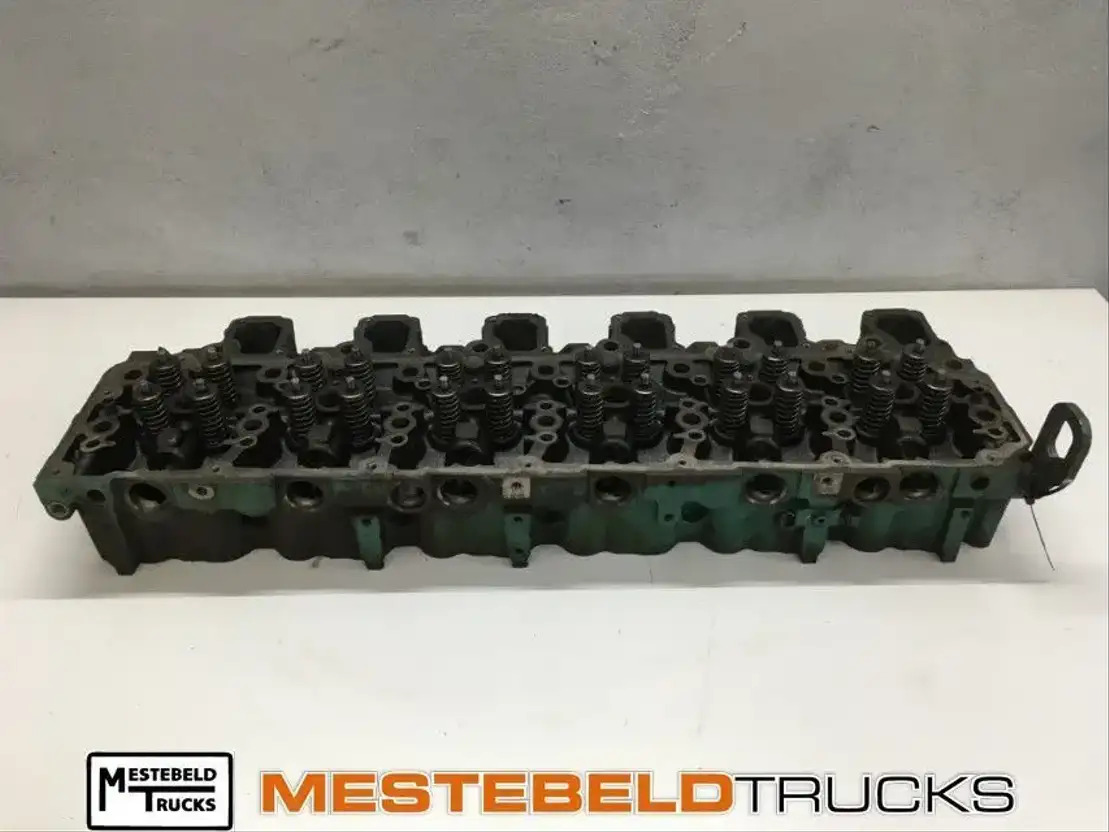Volvo Cilinderkop D7F 240-EU V - Engine for Truck: picture 1 Volvo Cilinderkop D7F 240-EU V - Engine for Truck: picture 1