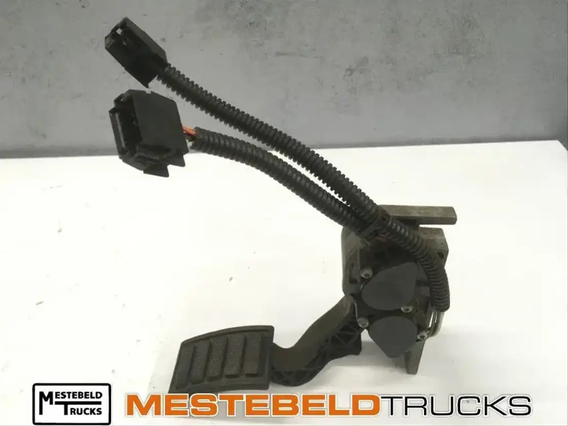 Volvo Elektronisch gaspedaal FM - Electrical system for Truck: picture 1 Volvo Elektronisch gaspedaal FM - Electrical system for Truck: picture 1