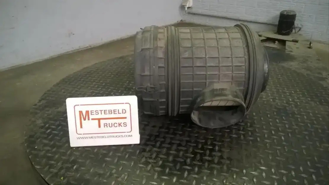 Volvo L uchtfilterhuis - Air filter for Truck: picture 1 Volvo L uchtfilterhuis - Air filter for Truck: picture 1