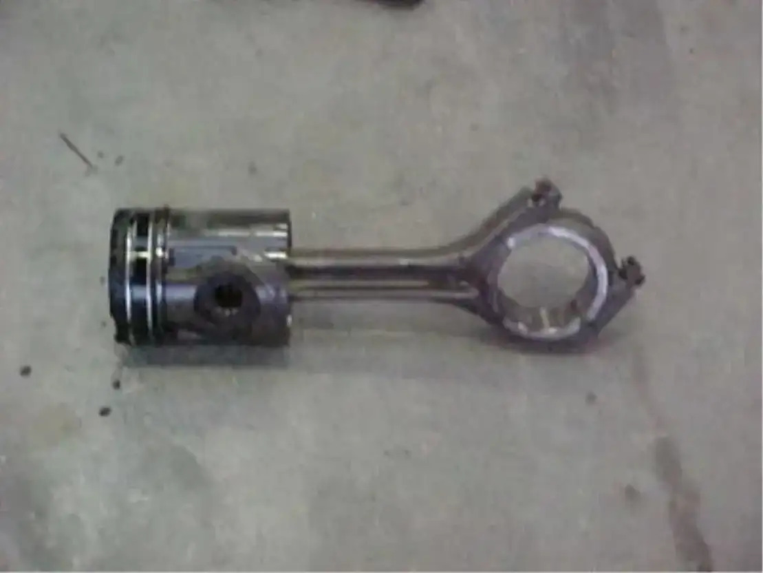 Engine and parts for Truck Volvo Zuiger + Drijfstang FM7: picture 1