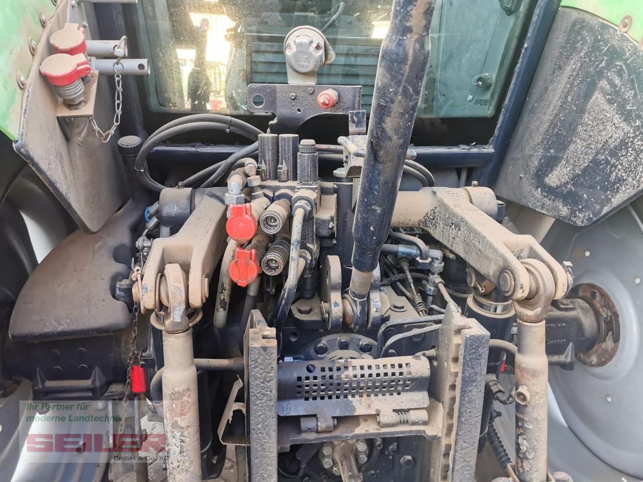 Deutz-Fahr Agrotron 105 MK 2 - Farm tractor: picture 5 Deutz-Fahr Agrotron 105 MK 2 - Farm tractor: picture 5