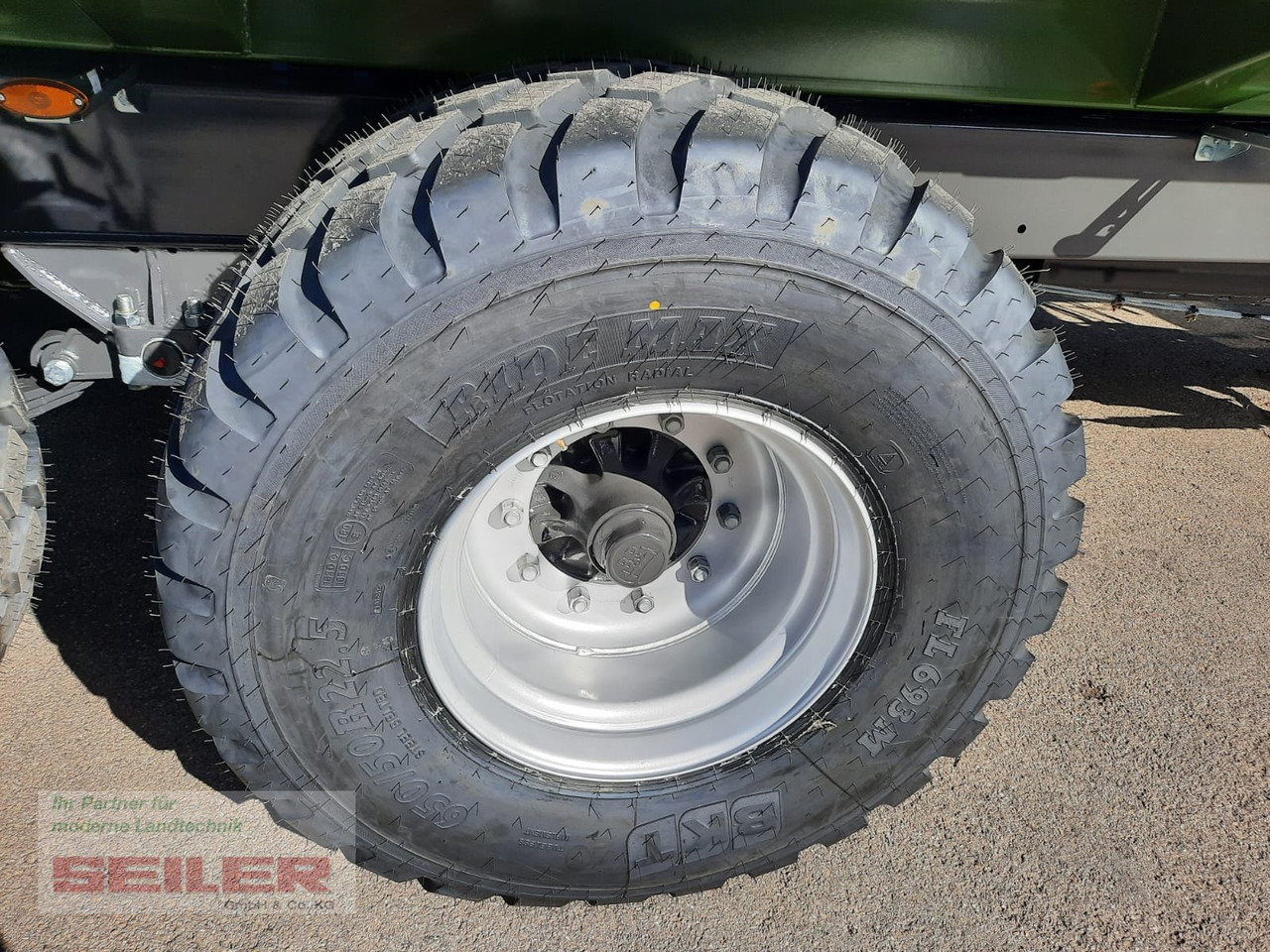 Farm tipping trailer/ Dumper Fliegl TMK 264 FOX 32m³: picture 11