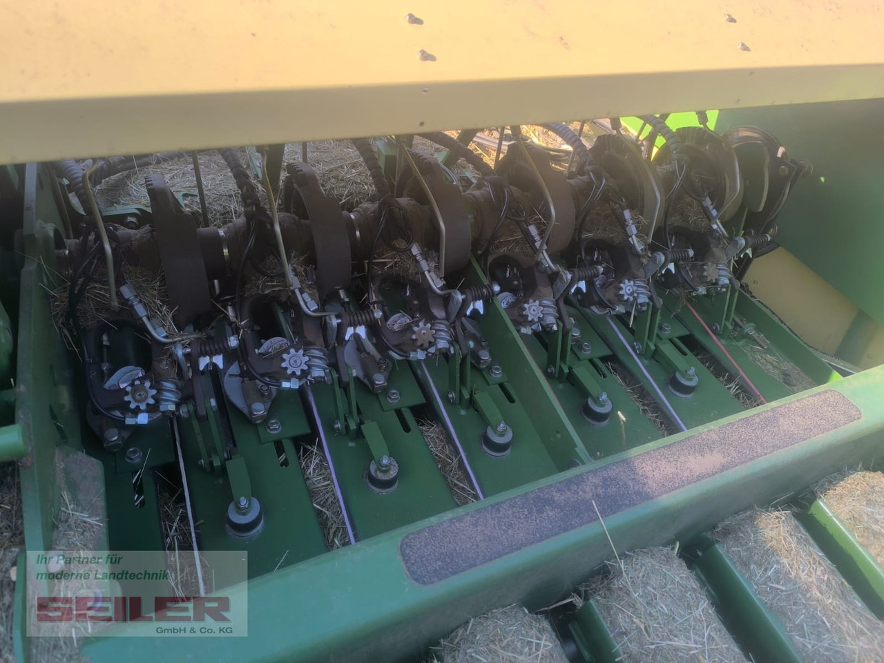 Krone Big Pack 1270 XC - Square baler: picture 5 Krone Big Pack 1270 XC - Square baler: picture 5