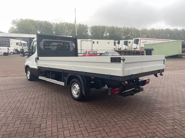 Iveco Daily 35S14 - Pickup truck, Combi van: picture 5 Iveco Daily 35S14 - Pickup truck, Combi van: picture 5