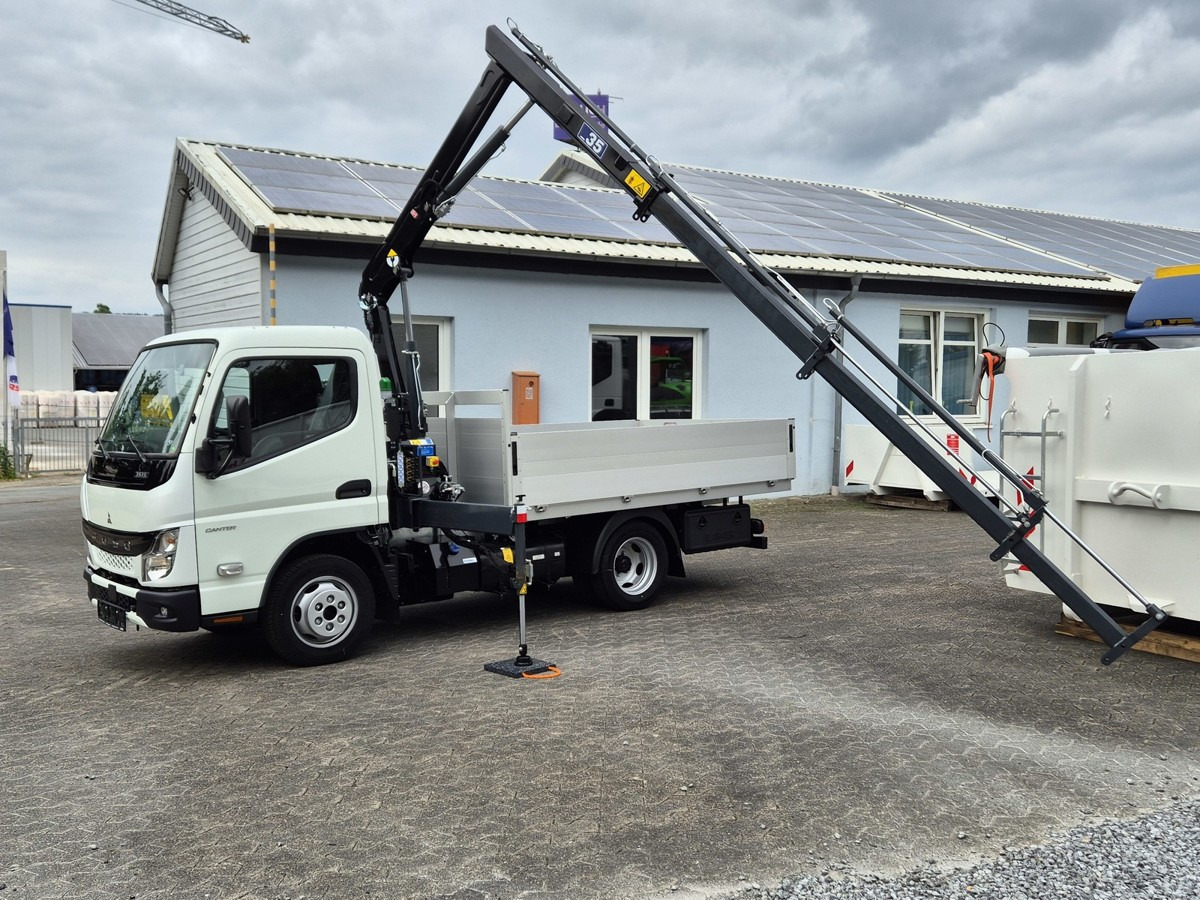 FUSO 3S15 Alu Pritsche 2.80m Ladekran - Flatbed van: picture 1 FUSO 3S15 Alu Pritsche 2.80m Ladekran - Flatbed van: picture 1