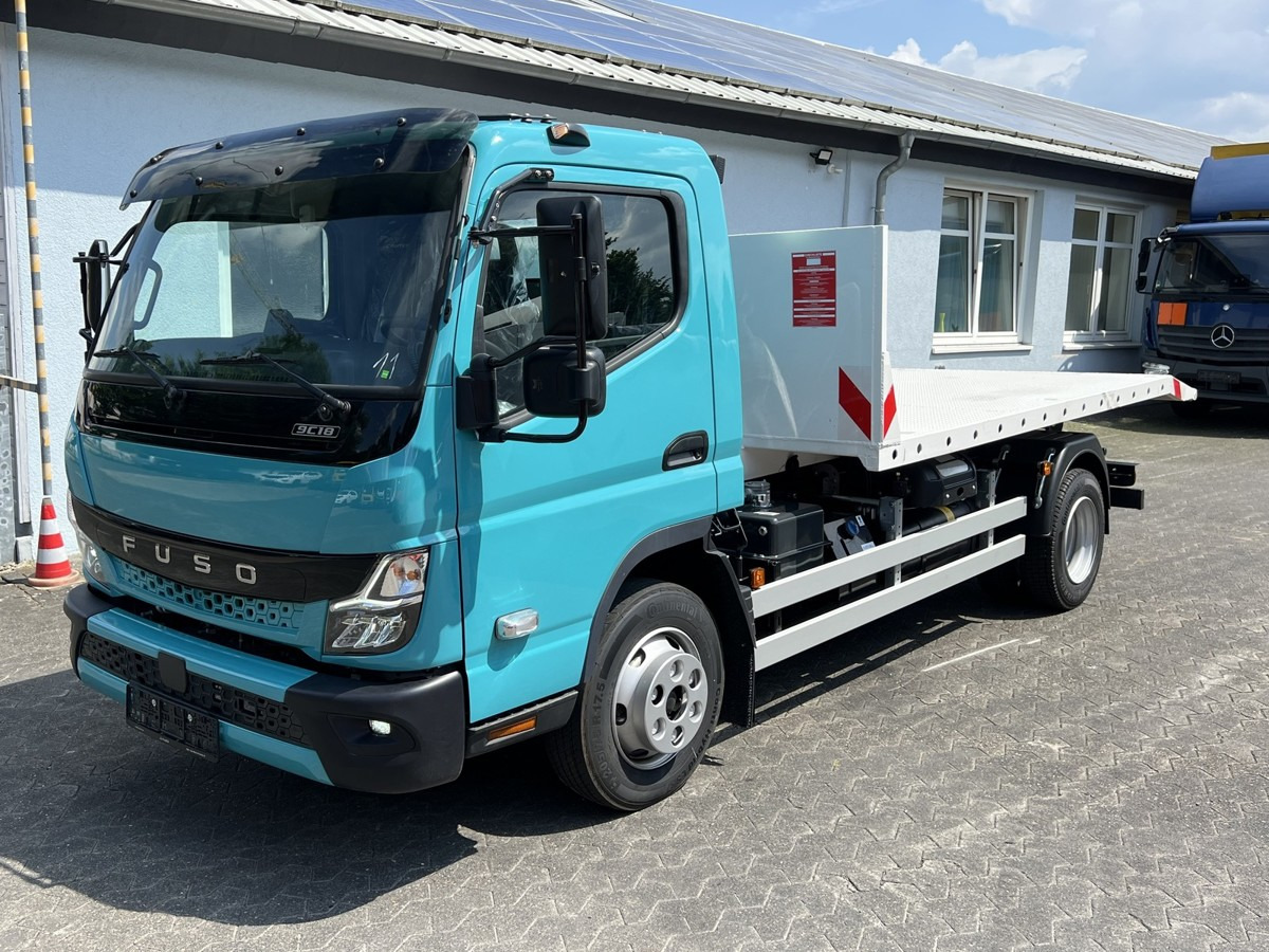 FUSO Canter FUSO 9C18 City Abrollkipper Krokbil Color - Hook lift truck, Crane truck: picture 4 FUSO Canter FUSO 9C18 City Abrollkipper Krokbil Color - Hook lift truck, Crane truck: picture 4