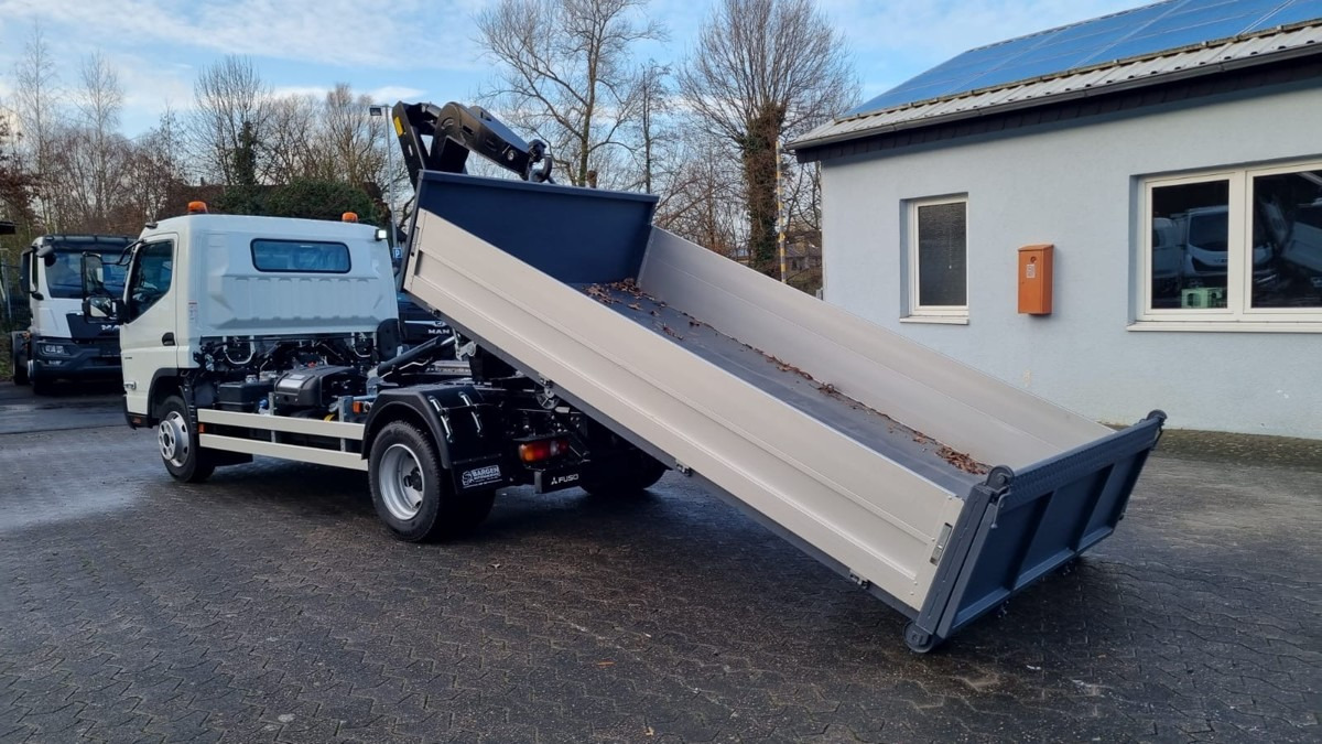 FUSO FUSO 9C18 40km/h City Abrollkipper WLF Swiss CH - Hook lift truck: picture 5 FUSO FUSO 9C18 40km/h City Abrollkipper WLF Swiss CH - Hook lift truck: picture 5