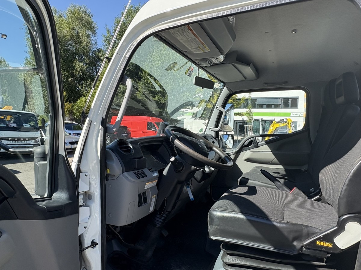 Tipper van FUSO Fuso Canter 7C18 Meiller 3-Seiten Kipper sofort: picture 7 Tipper van FUSO Fuso Canter 7C18 Meiller 3-Seiten Kipper sofort: picture 7