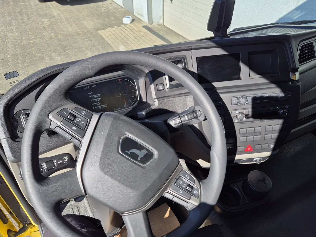 Dropside/ Flatbed truck MAN 12.250 BL Gerüstbaupritsche 2x AHK: picture 12 Dropside/ Flatbed truck MAN 12.250 BL Gerüstbaupritsche 2x AHK: picture 12