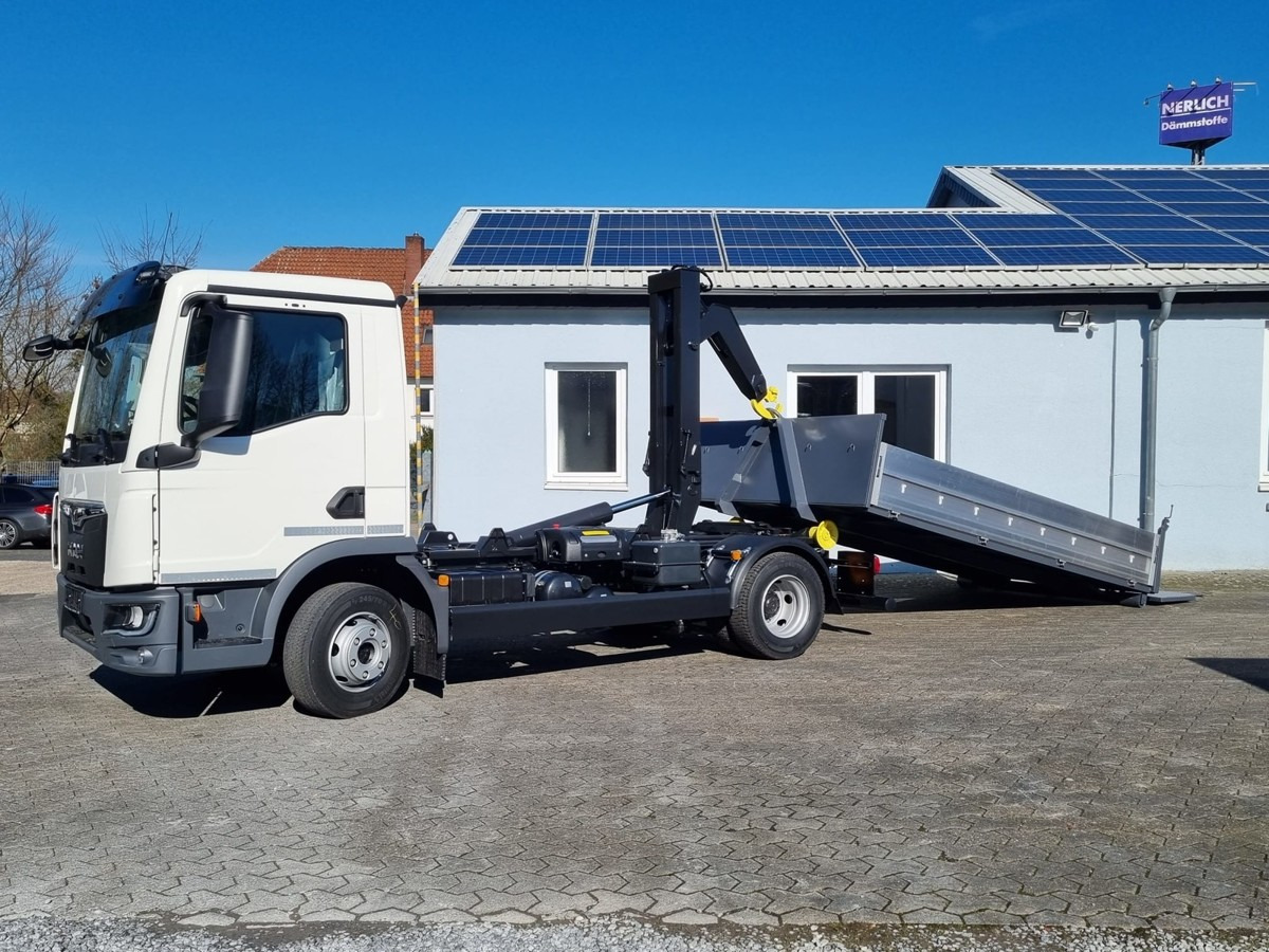 MAN TGL 8.160 BL City Abollkipper 6t Schaltgetriebe - Hook lift truck: picture 4 MAN TGL 8.160 BL City Abollkipper 6t Schaltgetriebe - Hook lift truck: picture 4
