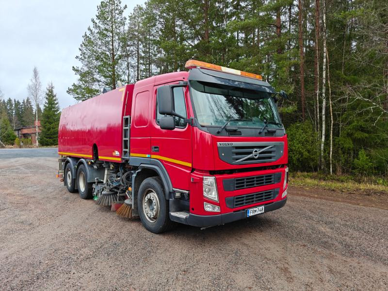 Beam S12000 Volvo FM410 - Road sweeper: picture 1 Beam S12000 Volvo FM410 - Road sweeper: picture 1