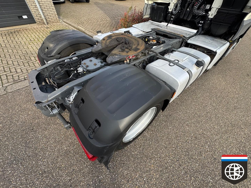 DAF XF 480 FT LOW KM - volume mega trekker - 2x TANK - HOLLAND TRUCK - Tractor unit: picture 2 DAF XF 480 FT LOW KM - volume mega trekker - 2x TANK - HOLLAND TRUCK - Tractor unit: picture 2