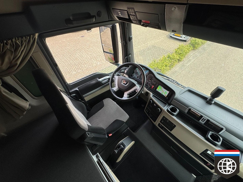 MAN TGX 18 540 XLX - 3900 WB - FULL SPOILER - Tractor unit: picture 3 MAN TGX 18 540 XLX - 3900 WB - FULL SPOILER - Tractor unit: picture 3