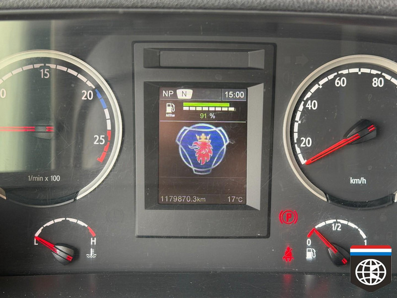 Tractor unit Scania R410 NIGHT A/C / 2X TANK / RETARDER / TUV: 06-26: picture 12 Tractor unit Scania R410 NIGHT A/C / 2X TANK / RETARDER / TUV: 06-26: picture 12