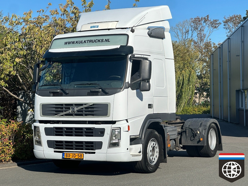 Volvo FM 370 EEV 4X2 NIGHT A/C - AUTOMATIC - EURO 5 - Tractor unit: picture 1 Volvo FM 370 EEV 4X2 NIGHT A/C - AUTOMATIC - EURO 5 - Tractor unit: picture 1