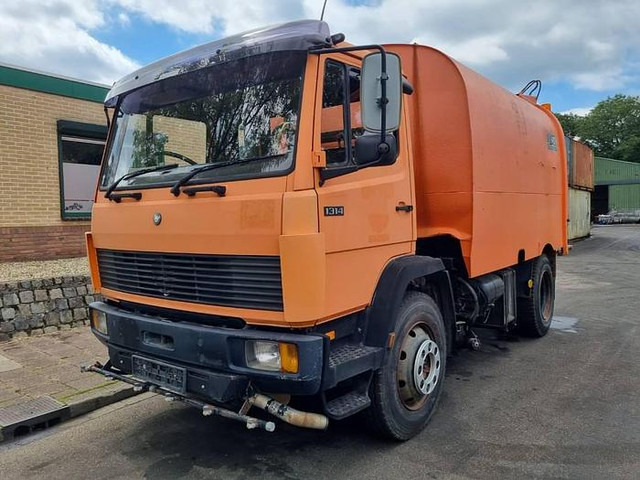 Mercedes-Benz 1314 KO - Road sweeper: picture 1 Mercedes-Benz 1314 KO - Road sweeper: picture 1