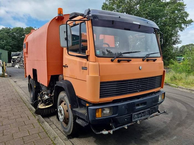 Mercedes-Benz 1314 KO - Road sweeper: picture 3 Mercedes-Benz 1314 KO - Road sweeper: picture 3