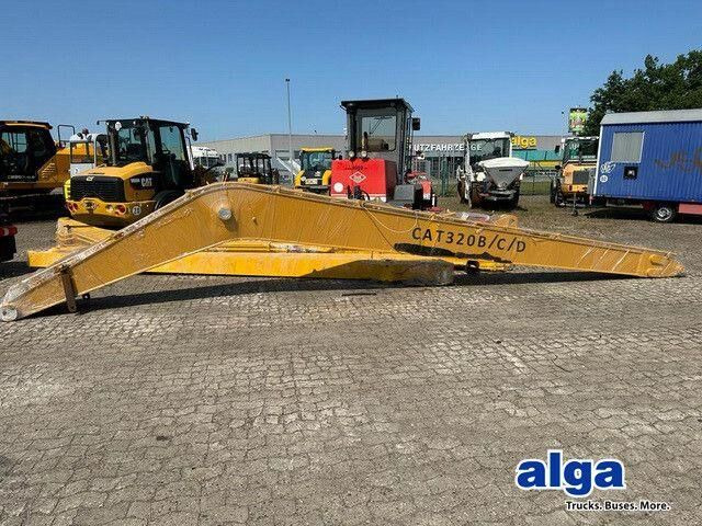 Caterpillar longReachBoom Passend für Cat 320/ 323 B/C/D - Crawler excavator: picture 1 Caterpillar longReachBoom Passend für Cat 320/ 323 B/C/D - Crawler excavator: picture 1