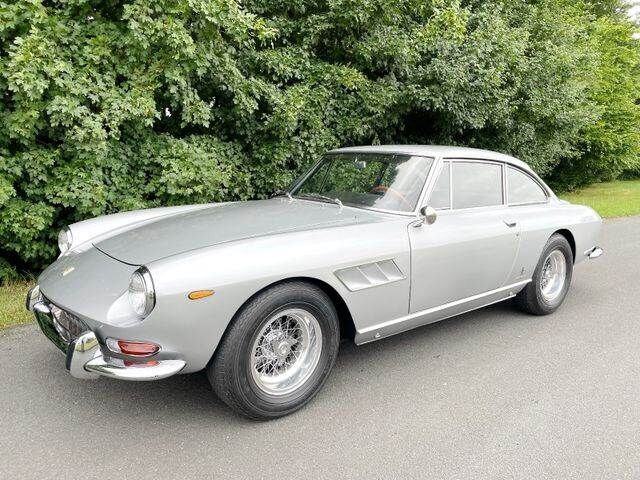 Ferrari 330 GT Coupe 2+2/TÜV neu/H-Zulassung - Coupe: picture 1 Ferrari 330 GT Coupe 2+2/TÜV neu/H-Zulassung - Coupe: picture 1