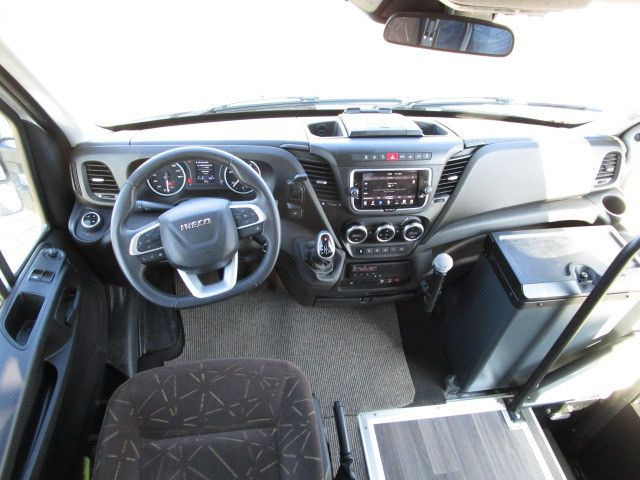 Iveco 65 C 21 Daily Tourys, Euro 6, 24 Sitze, Auto. - Minibus, Passenger van: picture 4 Iveco 65 C 21 Daily Tourys, Euro 6, 24 Sitze, Auto. - Minibus, Passenger van: picture 4