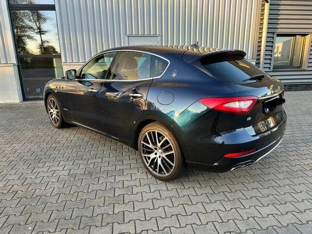 Maserati Levante Q4 Gran Lusso/2. Hand/TOP! - Flatbed van: picture 3 Maserati Levante Q4 Gran Lusso/2. Hand/TOP! - Flatbed van: picture 3