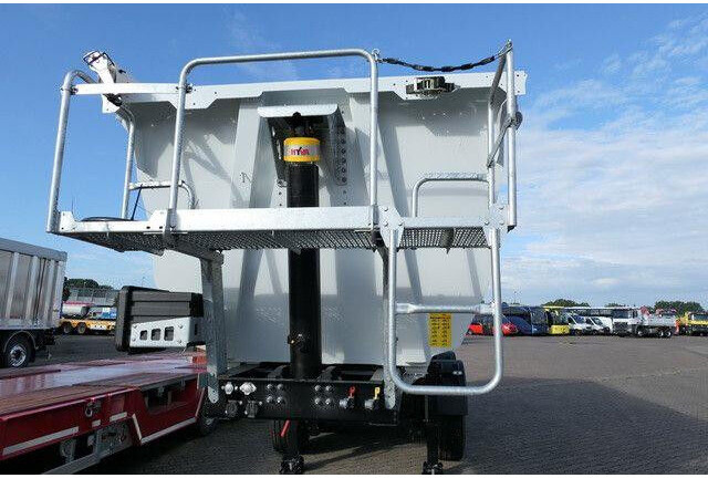 Mega MNW, Stahl, 25m³, Luft-Lift, anliegende Klappe - Tipper semi-trailer: picture 2 Mega MNW, Stahl, 25m³, Luft-Lift, anliegende Klappe - Tipper semi-trailer: picture 2