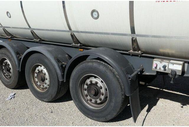 Menci SA 105, Isoliert, Tank aus 2016, 32m³, 4 Kammern - Tank semi-trailer: picture 5 Menci SA 105, Isoliert, Tank aus 2016, 32m³, 4 Kammern - Tank semi-trailer: picture 5