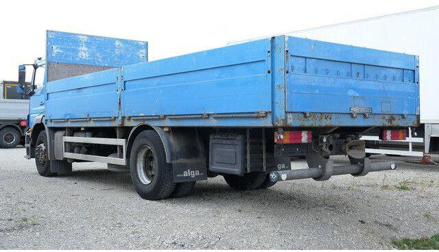 Mercedes-Benz 1833 L Axor 4x2, Klima, 7.200mm lang, AHK - Dropside/ Flatbed truck: picture 4 Mercedes-Benz 1833 L Axor 4x2, Klima, 7.200mm lang, AHK - Dropside/ Flatbed truck: picture 4